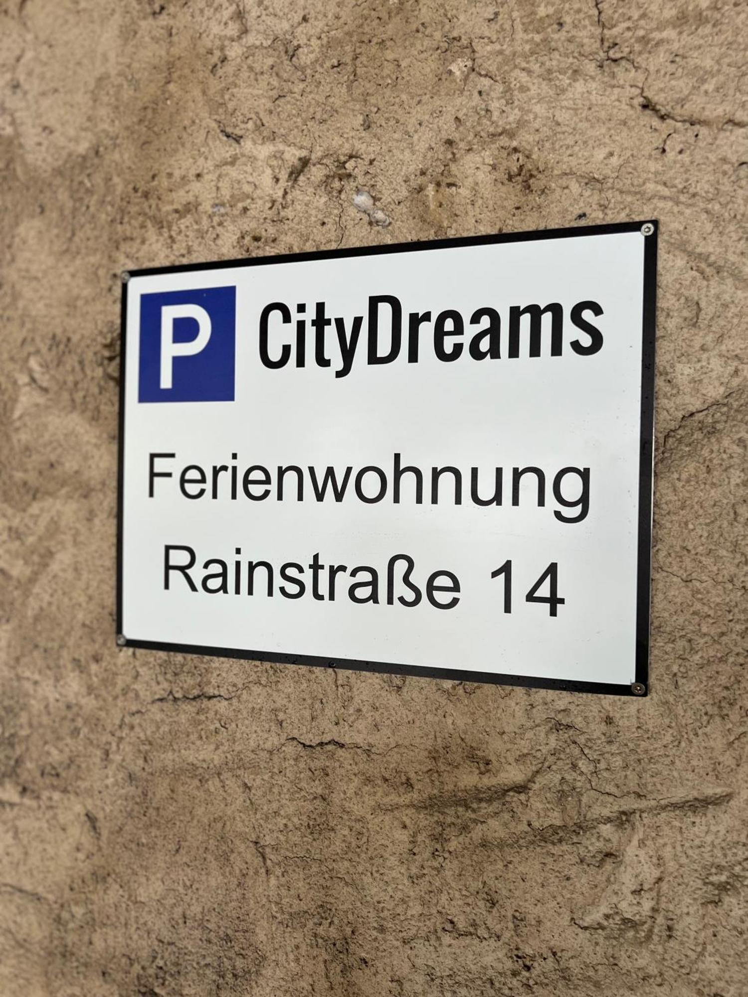 Citydreams Mit Altbauflair Die Premiumunterkunft In Loerrach Bei Basel Buitenkant foto